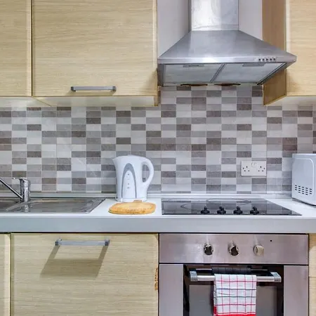 1-bed Near Spinola Bay Apartament