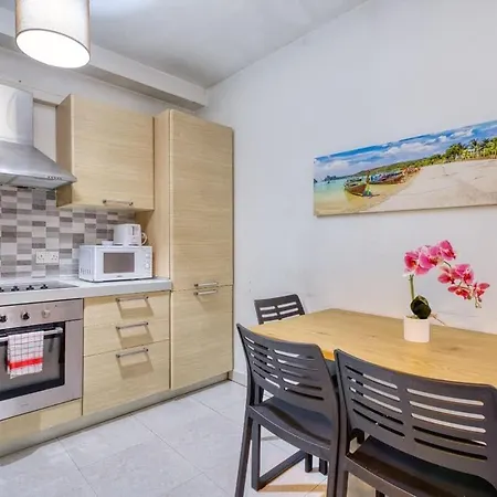 Apartament 1-bed Near Spinola Bay *
