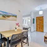 Apartman 1-bed Near Spinola Bay