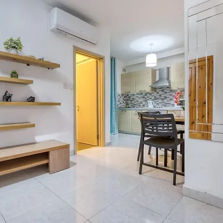 Apartament 1-bed Near Spinola Bay