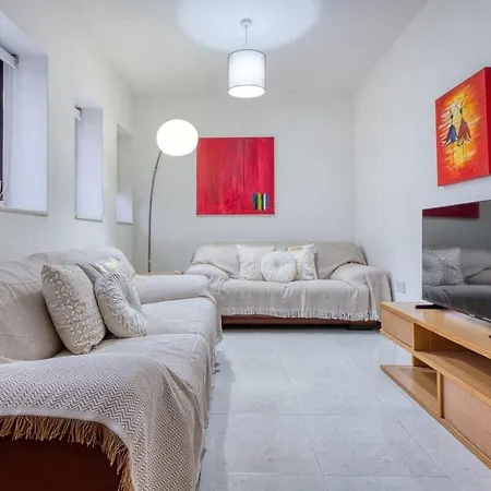 Apartment 1-bed Near Spinola Bay