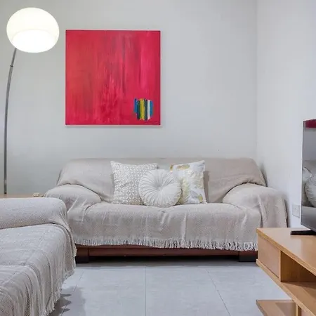 1-bed Near Spinola Bay Saint Julian's